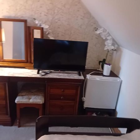 Annaswood B&B Cahir Zewnętrze zdjęcie